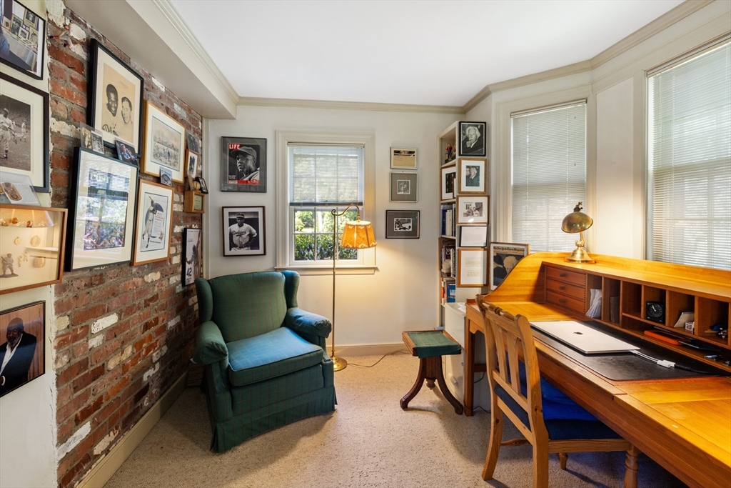 4 Longfellow Road