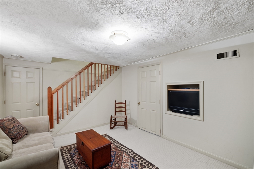 4 Longfellow Road