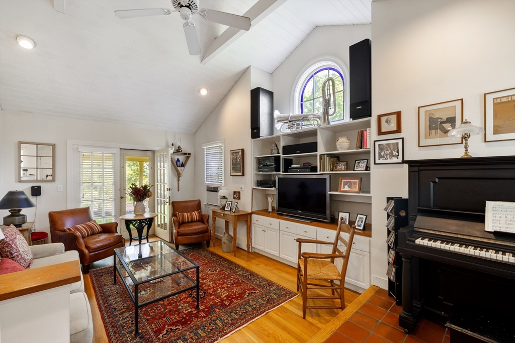 4 Longfellow Road