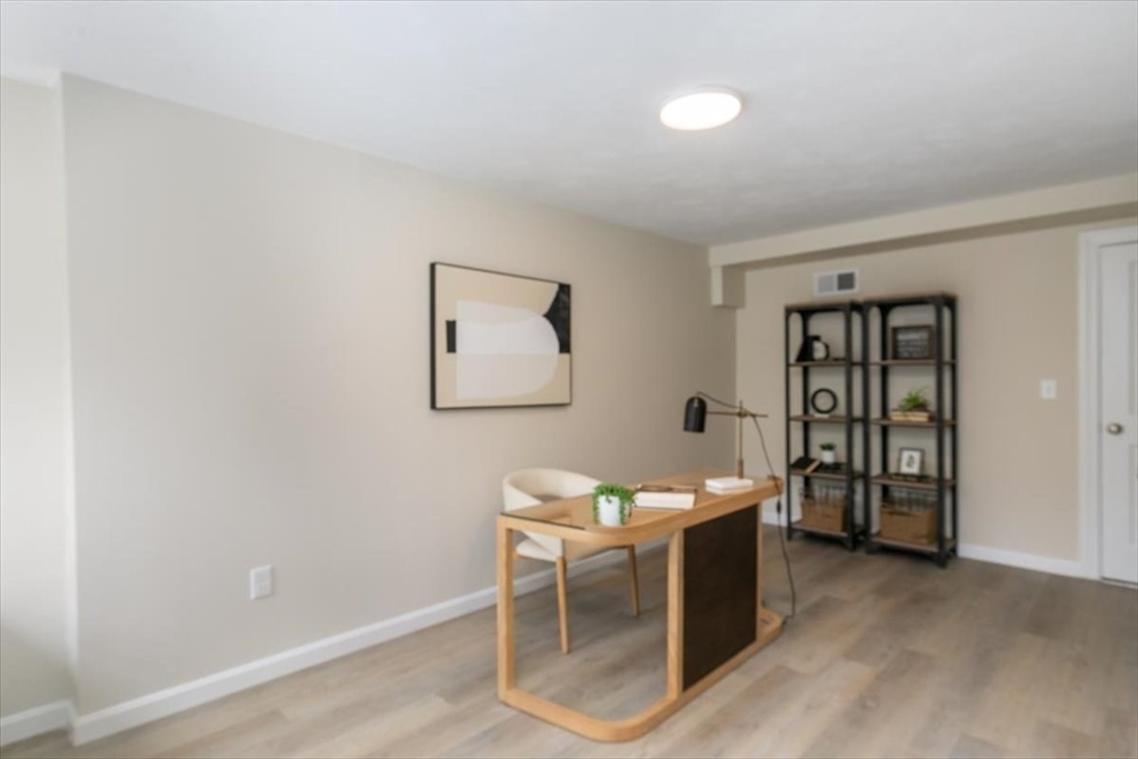 136 Edgewood Ave # 136