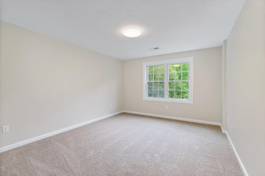 136 Edgewood Ave # 136