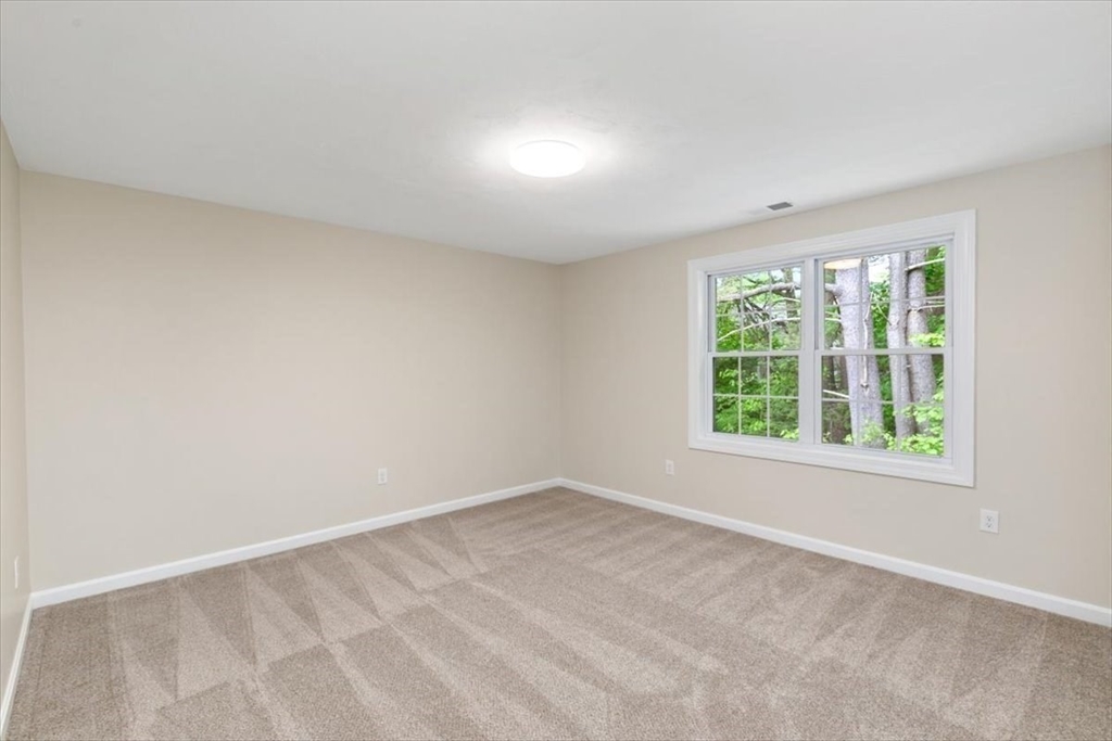 136 Edgewood Ave # 136