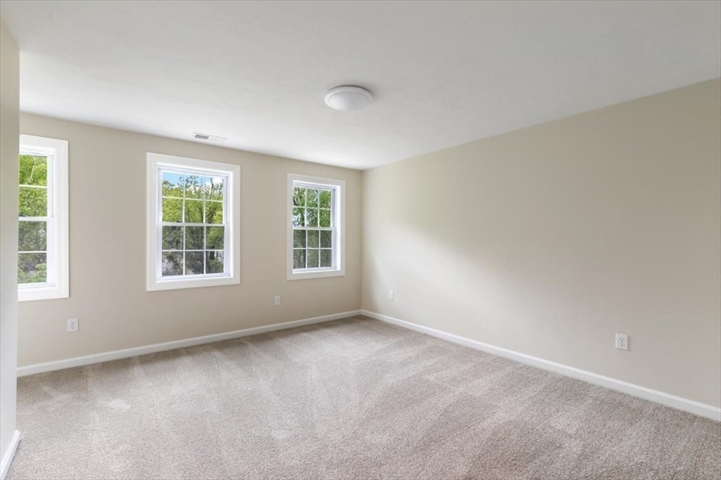 136 Edgewood Ave # 136