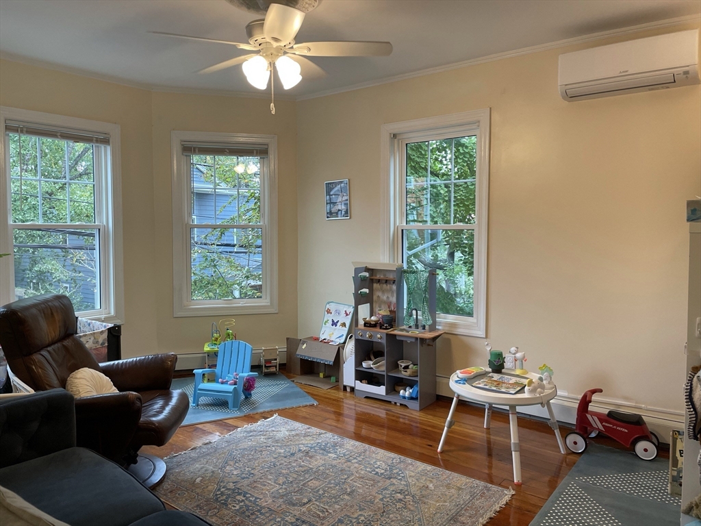 25 Magnolia Ave. # 2