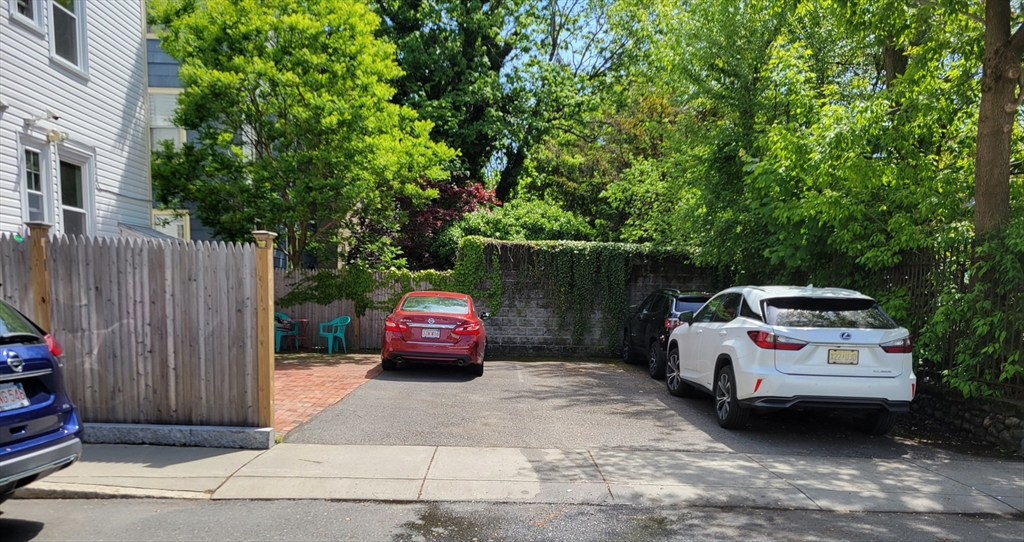 25 Magnolia Ave. # 2