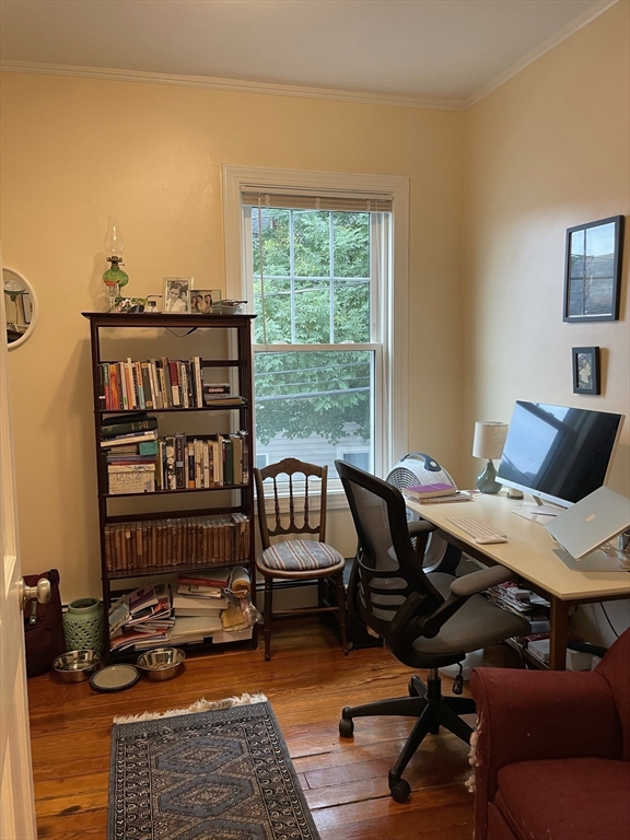25 Magnolia Ave. # 2