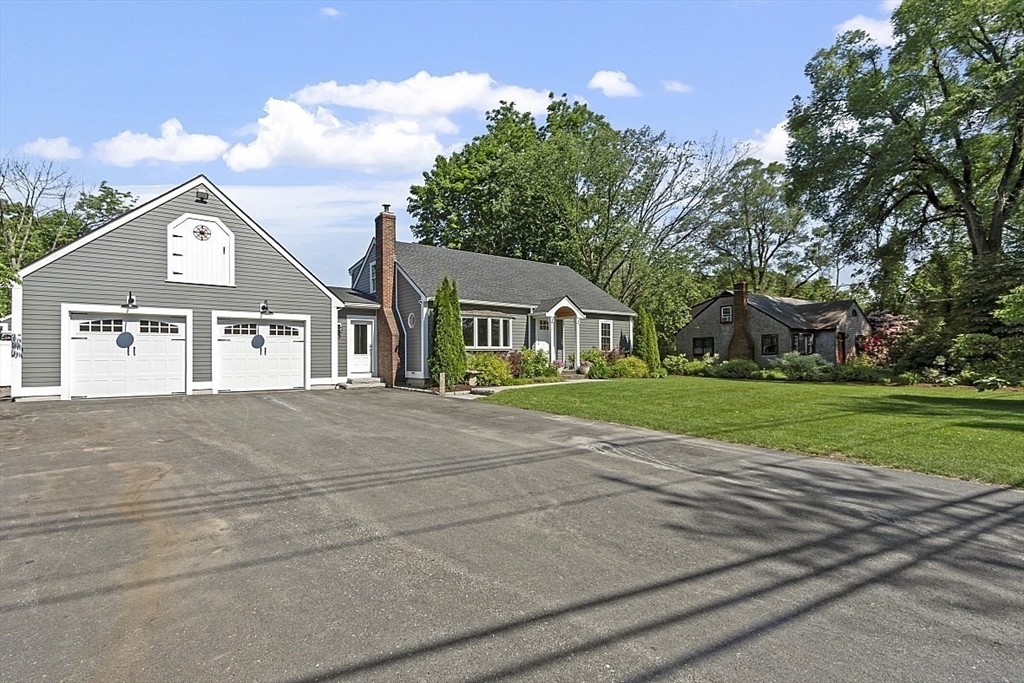 420 Newtown Rd