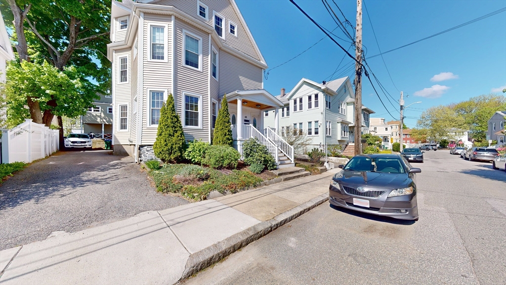 46 Dearborn St # 2