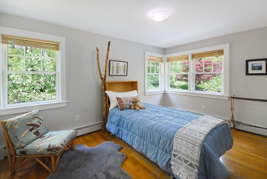394 Strawberry Hill Rd