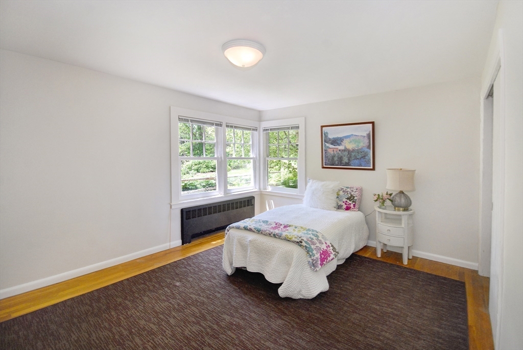 394 Strawberry Hill Rd