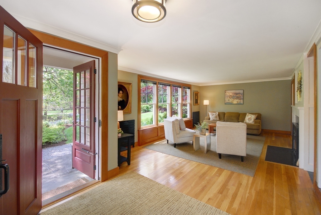 394 Strawberry Hill Rd
