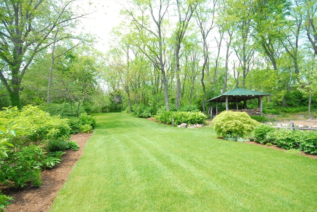 394 Strawberry Hill Rd