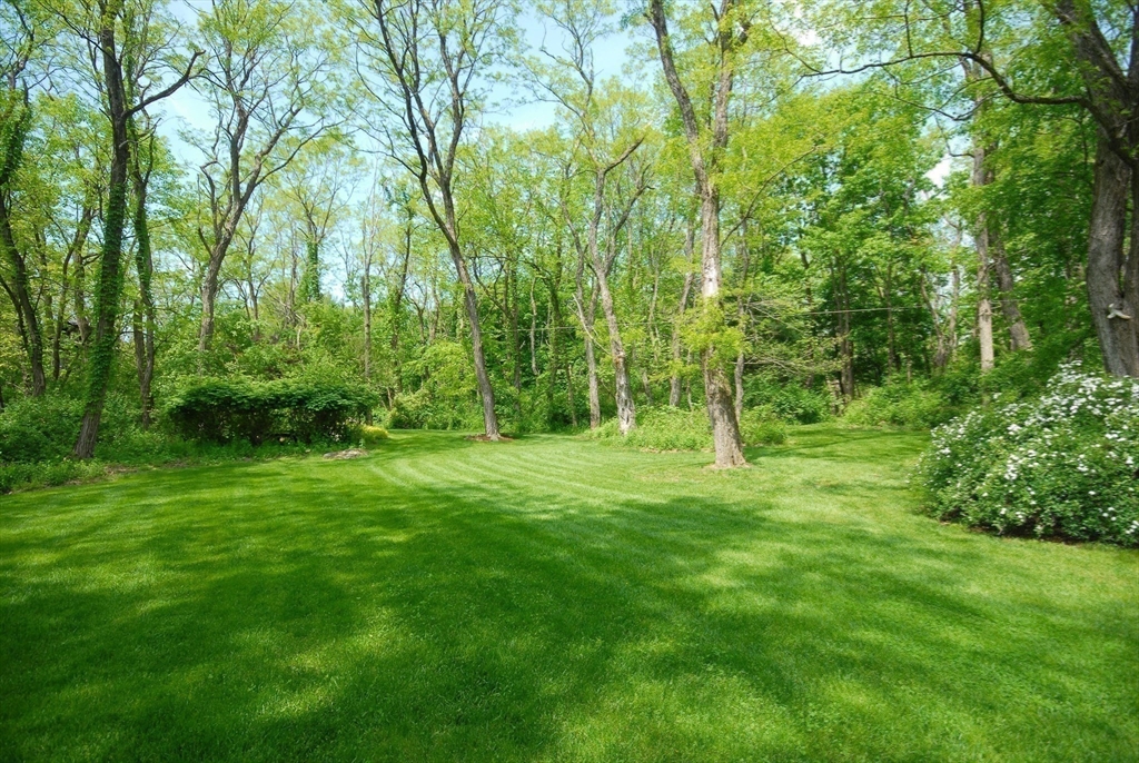 394 Strawberry Hill Rd