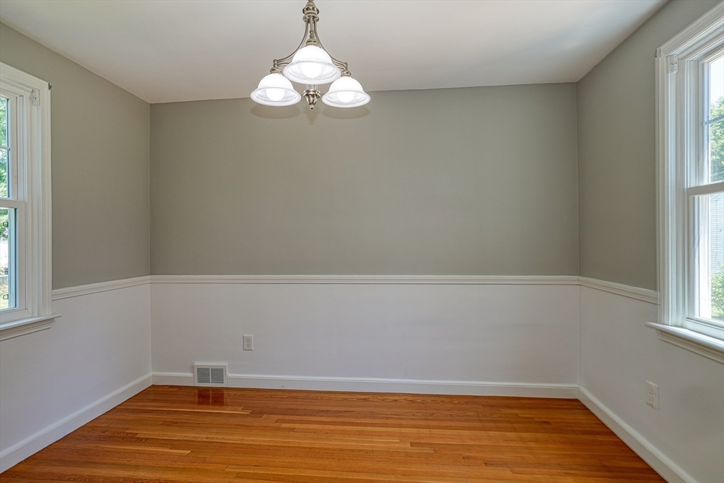 11 Adams Rd