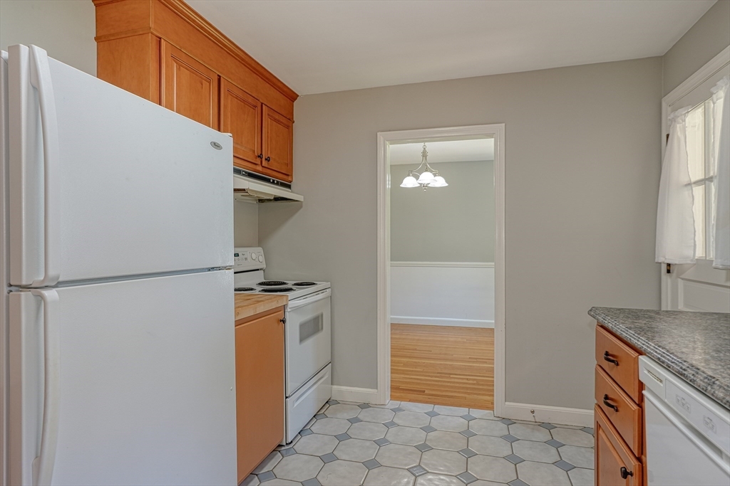 11 Adams Rd