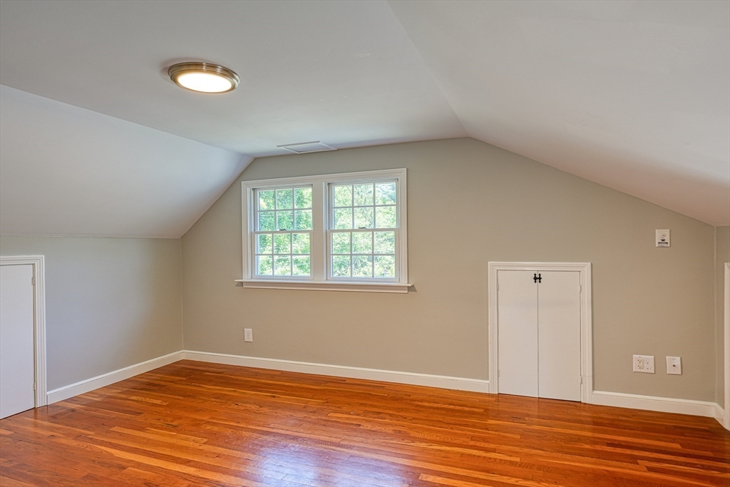 11 Adams Rd