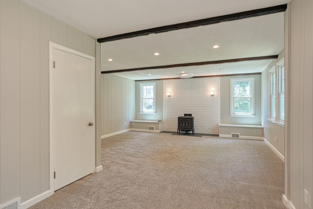 11 Adams Rd