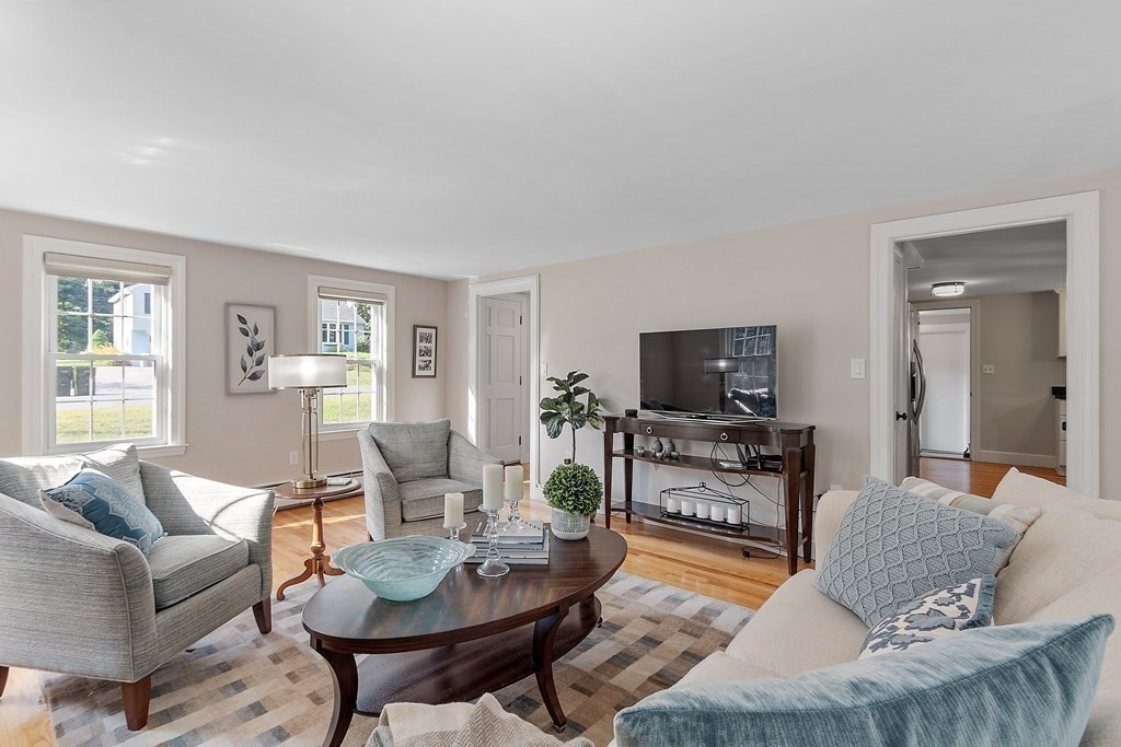 21 Oneida Rd