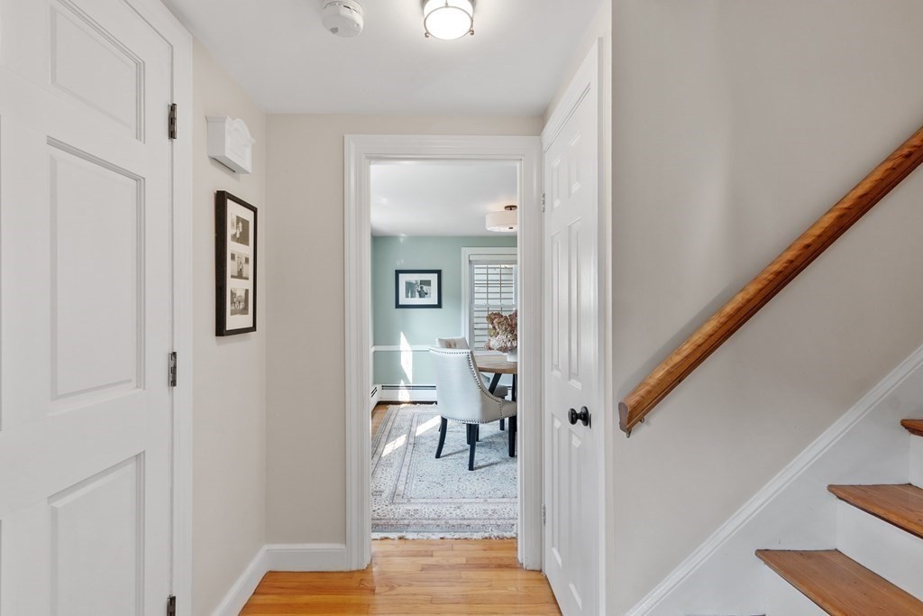 21 Oneida Rd