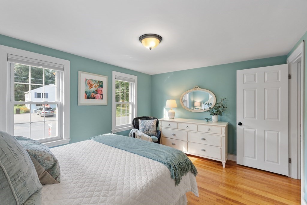 21 Oneida Rd
