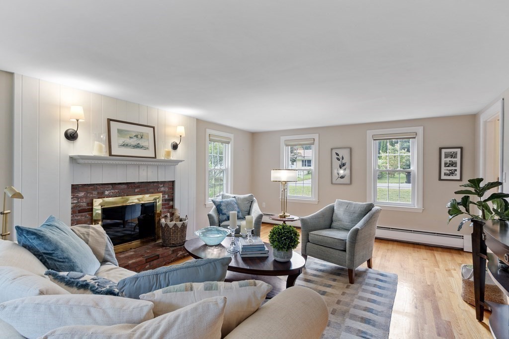 21 Oneida Rd