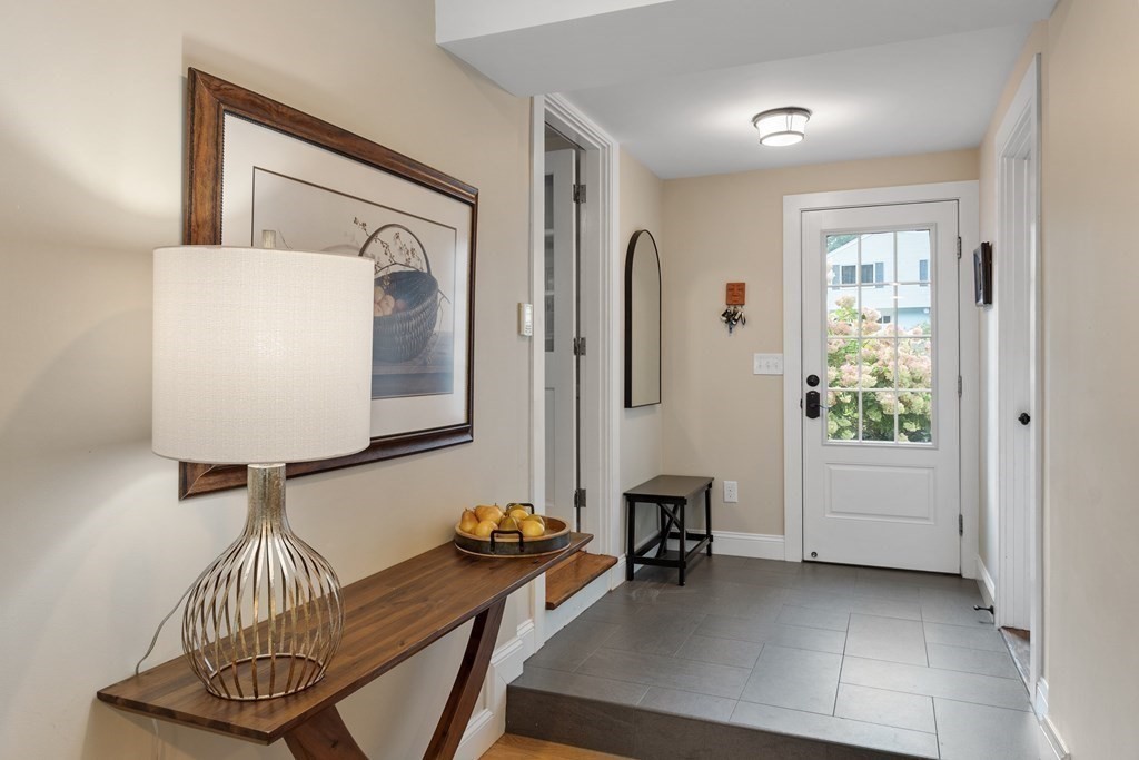 21 Oneida Rd