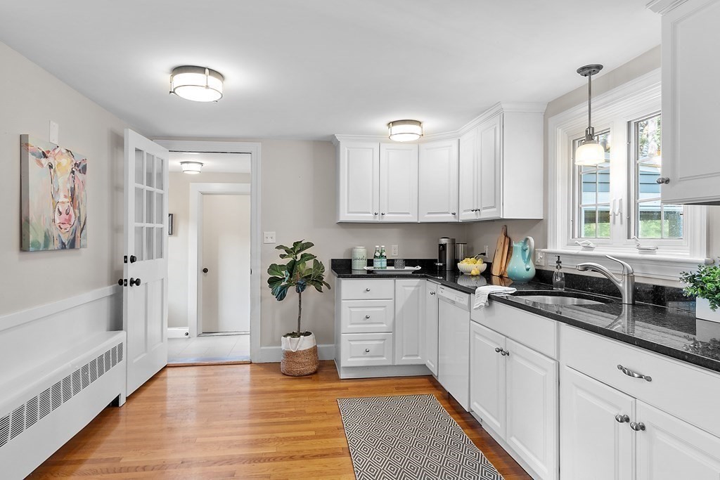 21 Oneida Rd