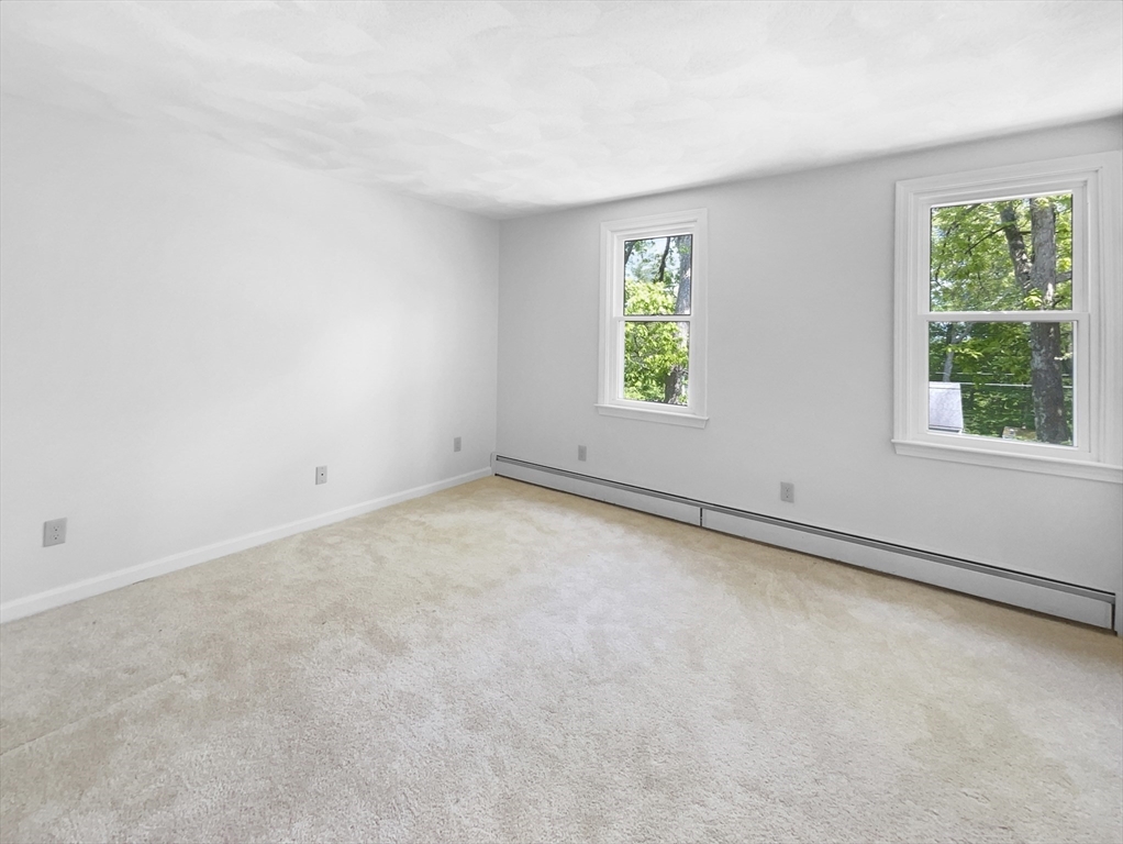 7 Windemere Dr