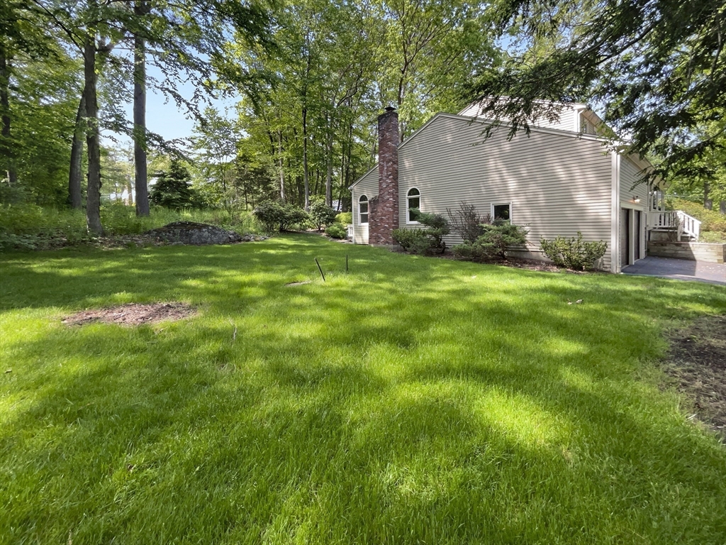 7 Windemere Dr