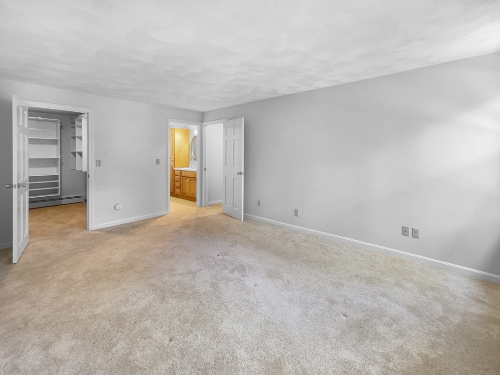 7 Windemere Dr