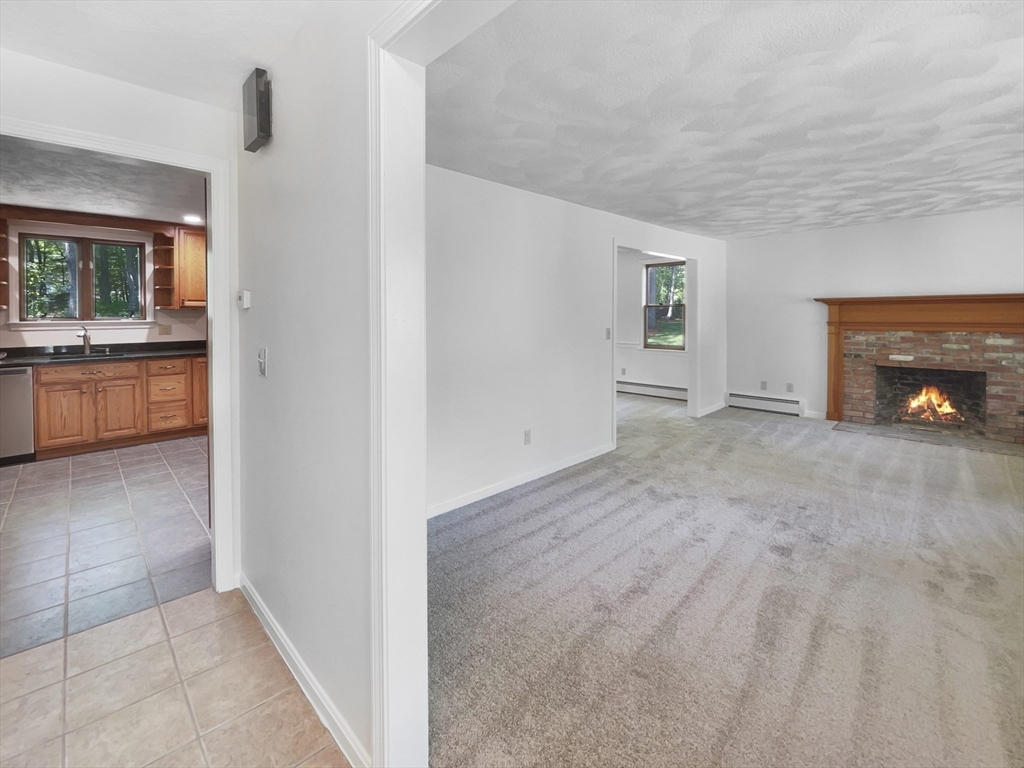 7 Windemere Dr
