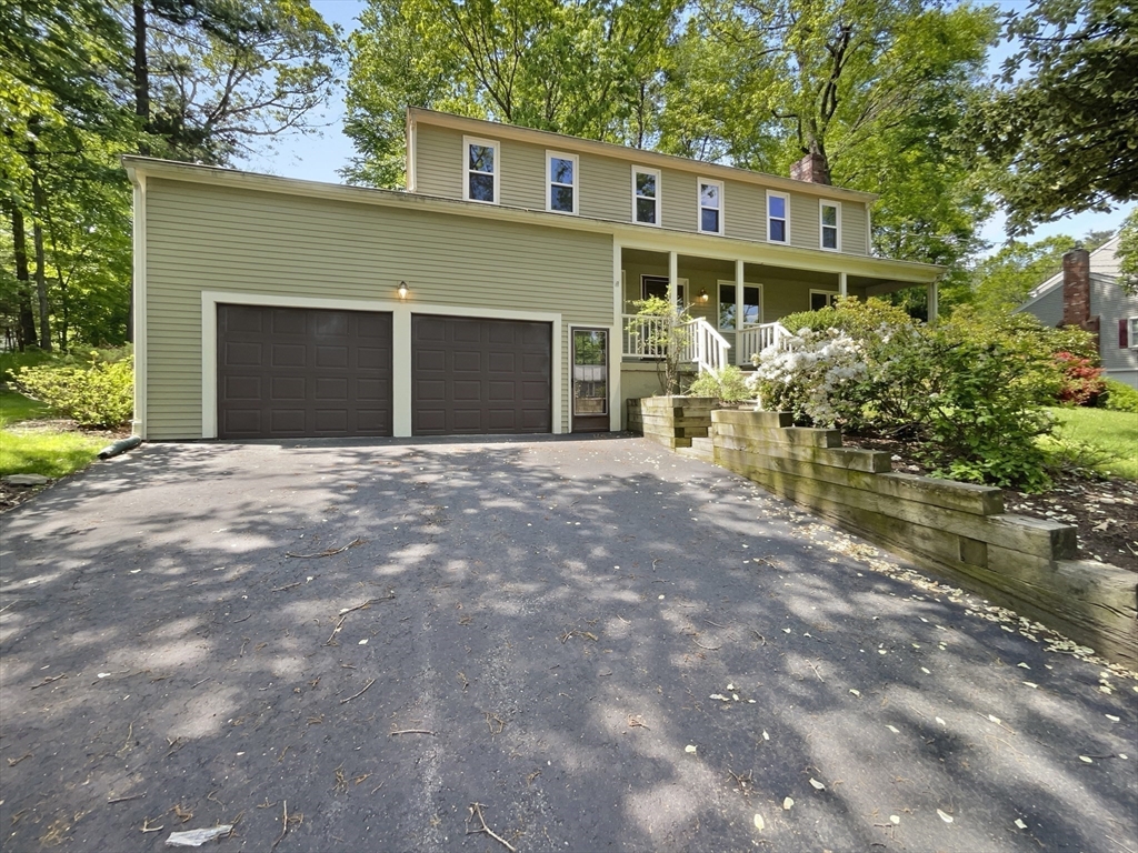 7 Windemere Dr