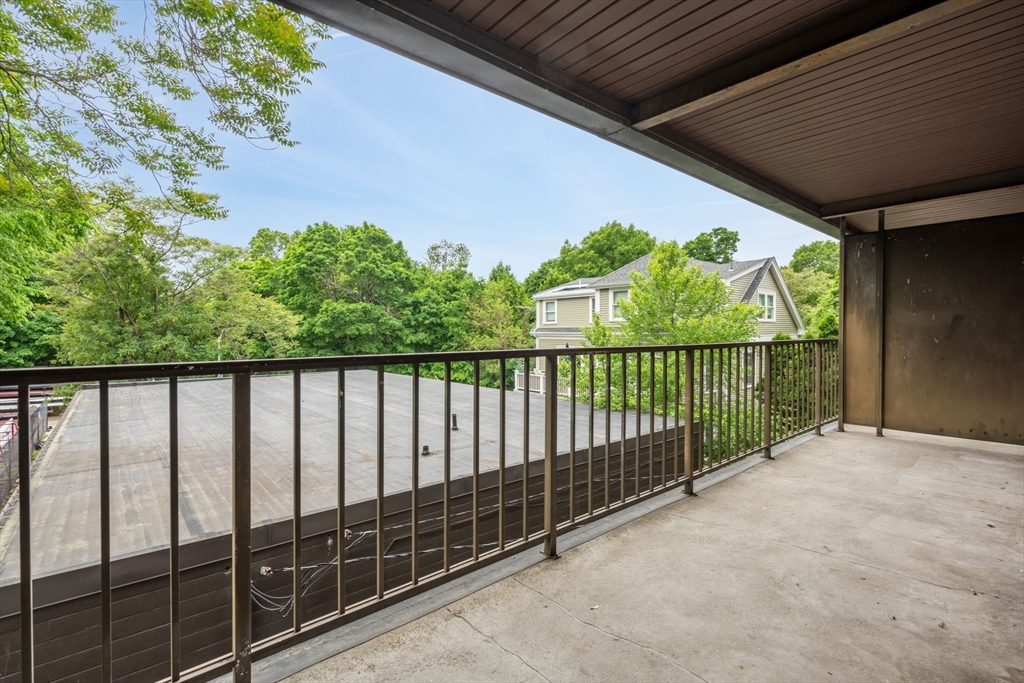 12 Pond Lane # 34
