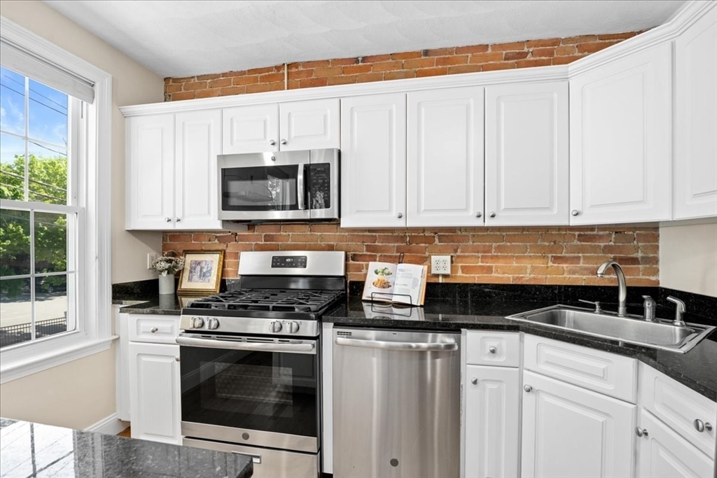 48 Atherton Street # 2