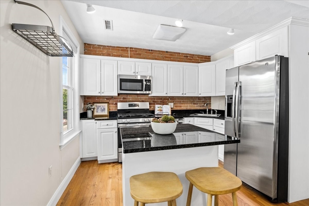 48 Atherton Street # 2