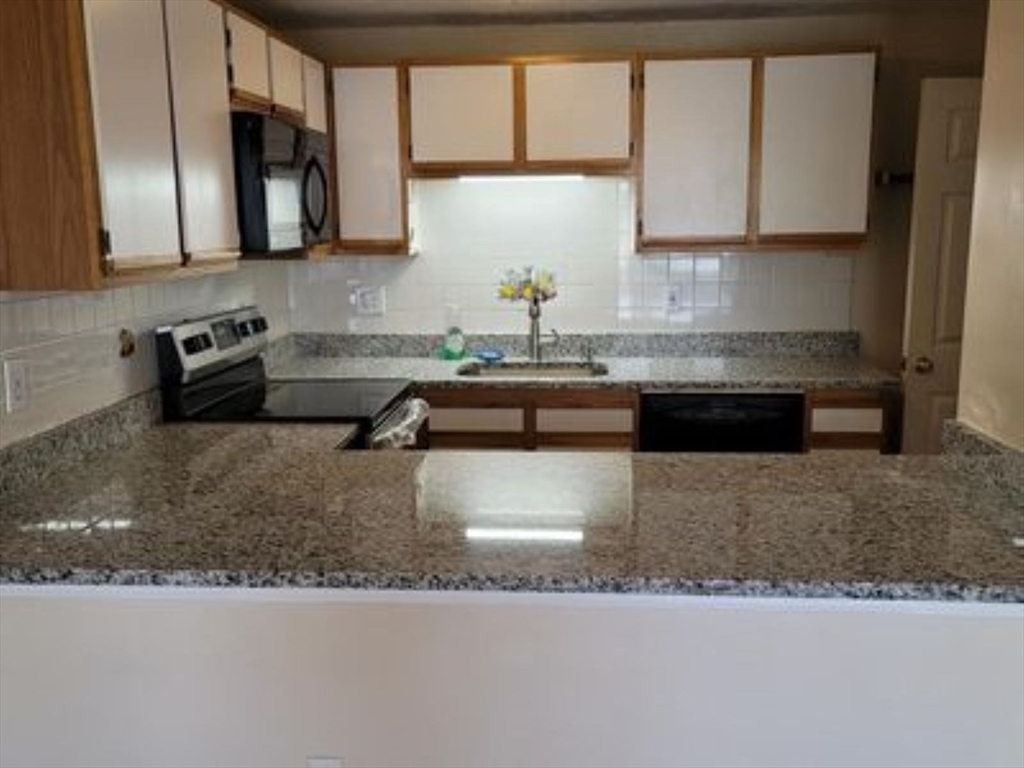 360 Littleton Rd # G10