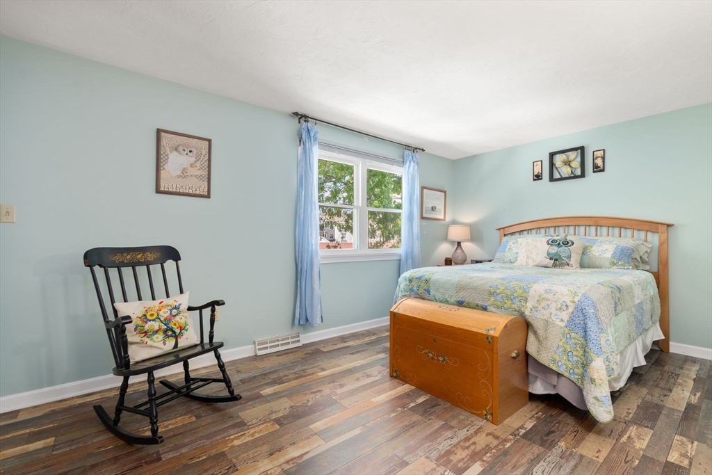 116 Turnpike Rd # 7