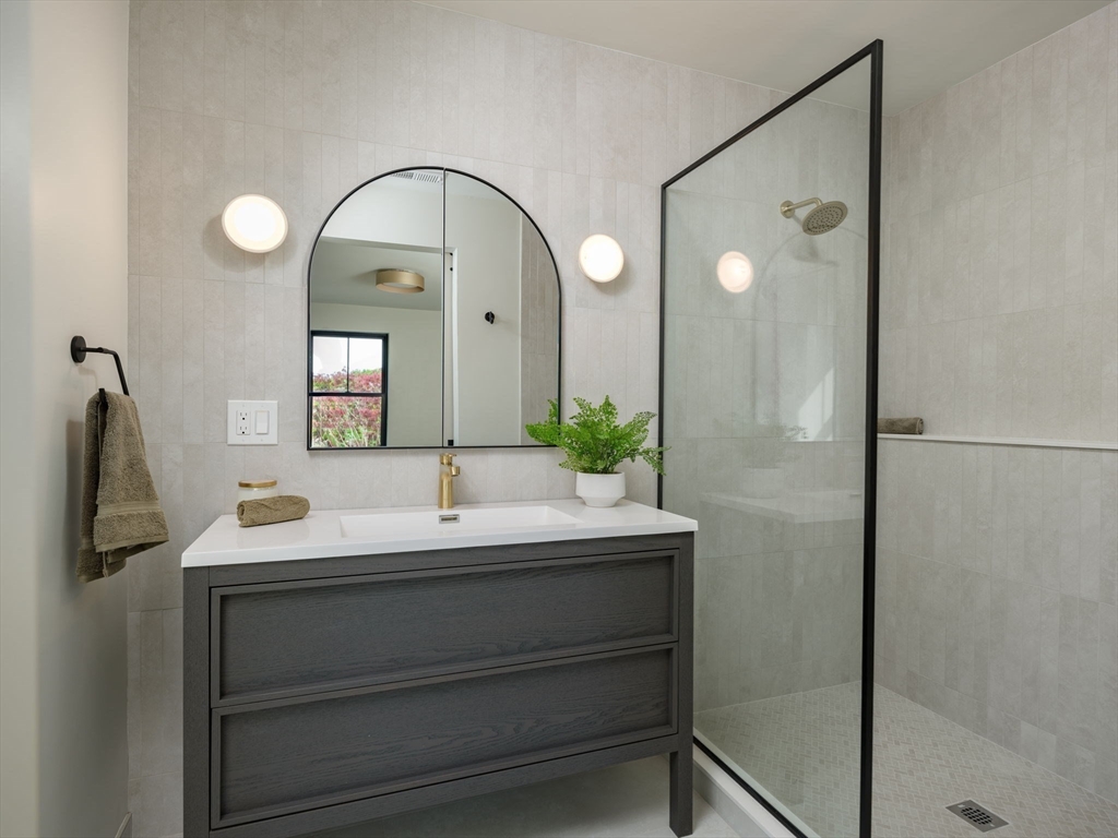 14 Proprietors Way