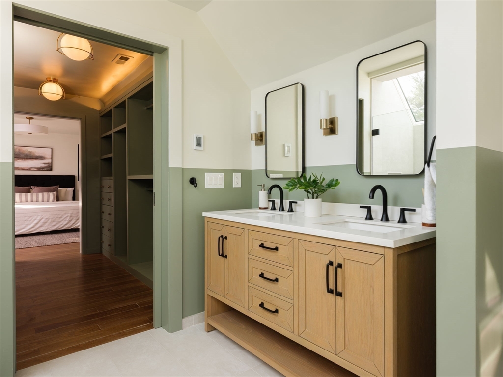 14 Proprietors Way