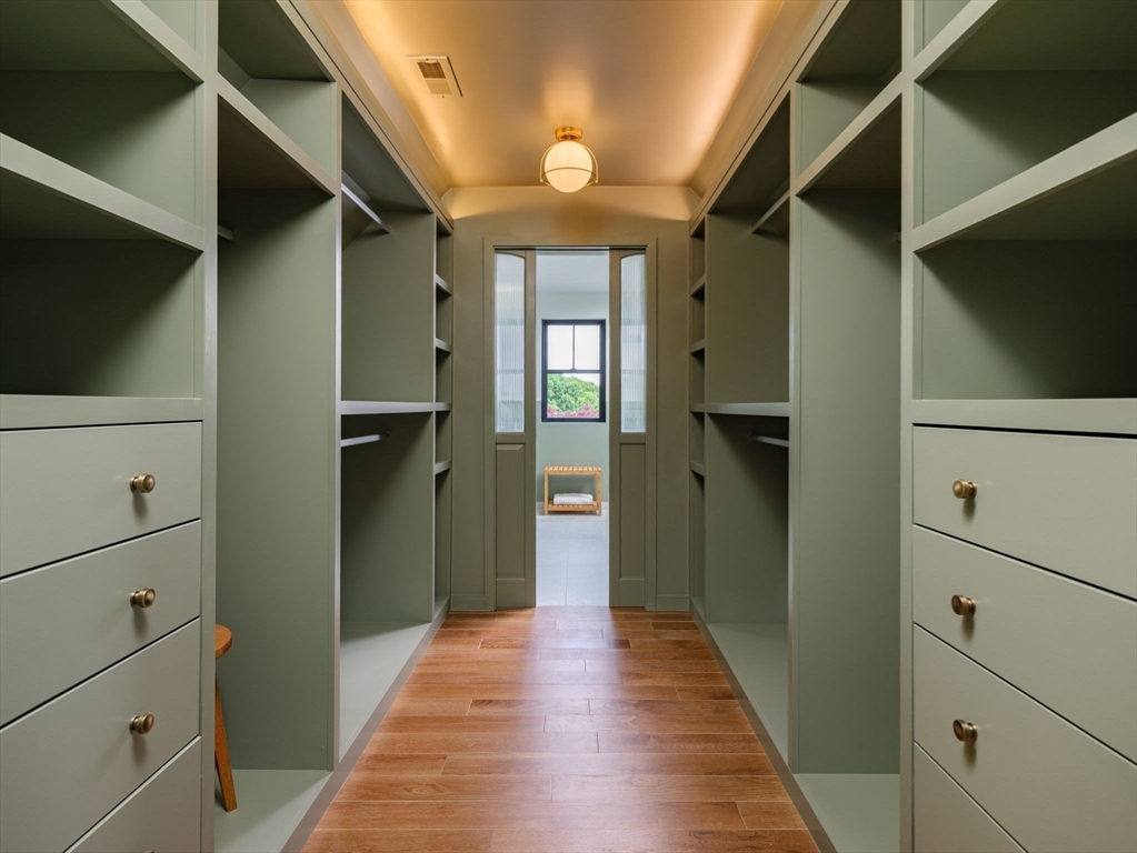 14 Proprietors Way