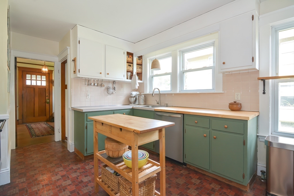 19 Mansfield St