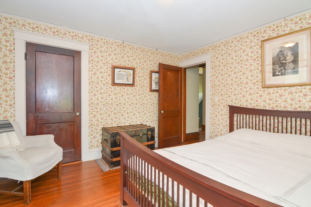 19 Mansfield St