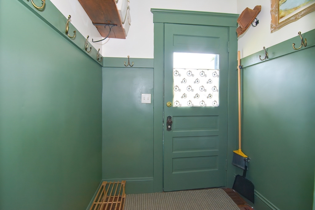 19 Mansfield St