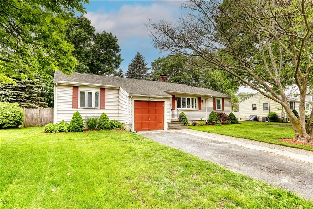 11 Sunrise Ave