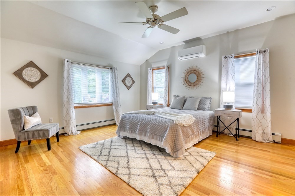11 Sunrise Ave