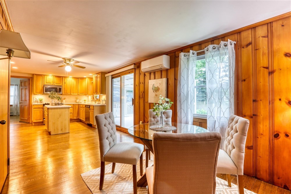 11 Sunrise Ave