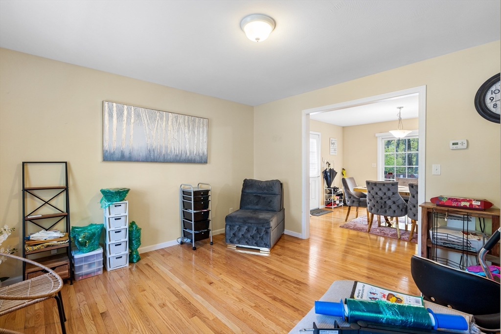 25 Rita St