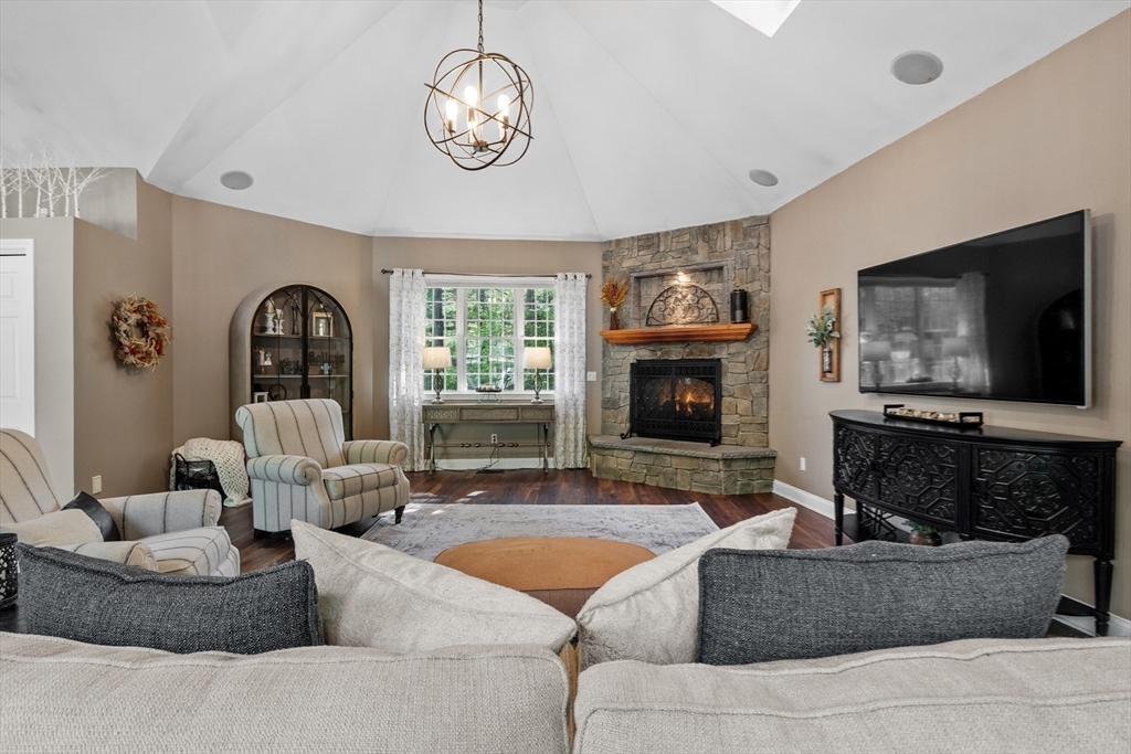 304 Riverbend Drive
