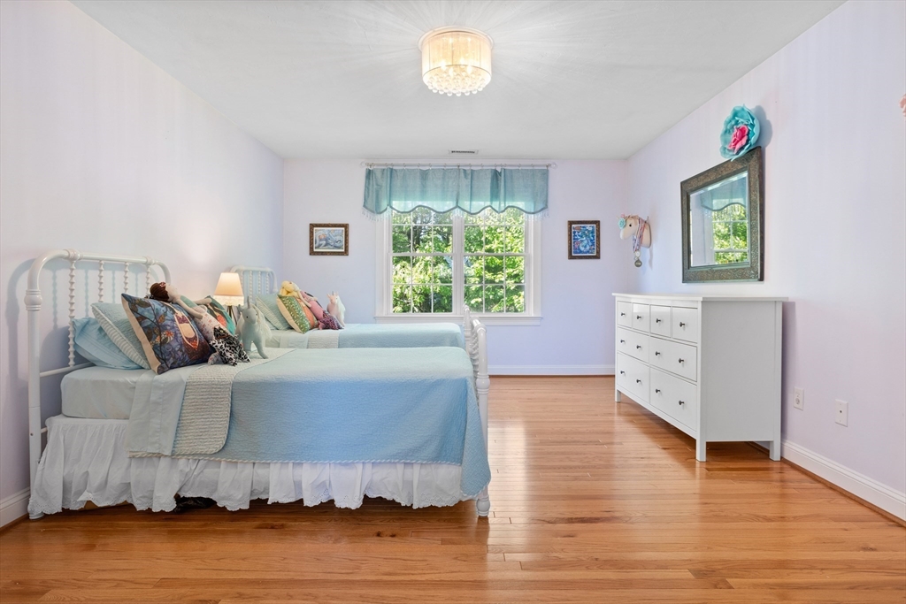 34 Sandy Ridge Rd