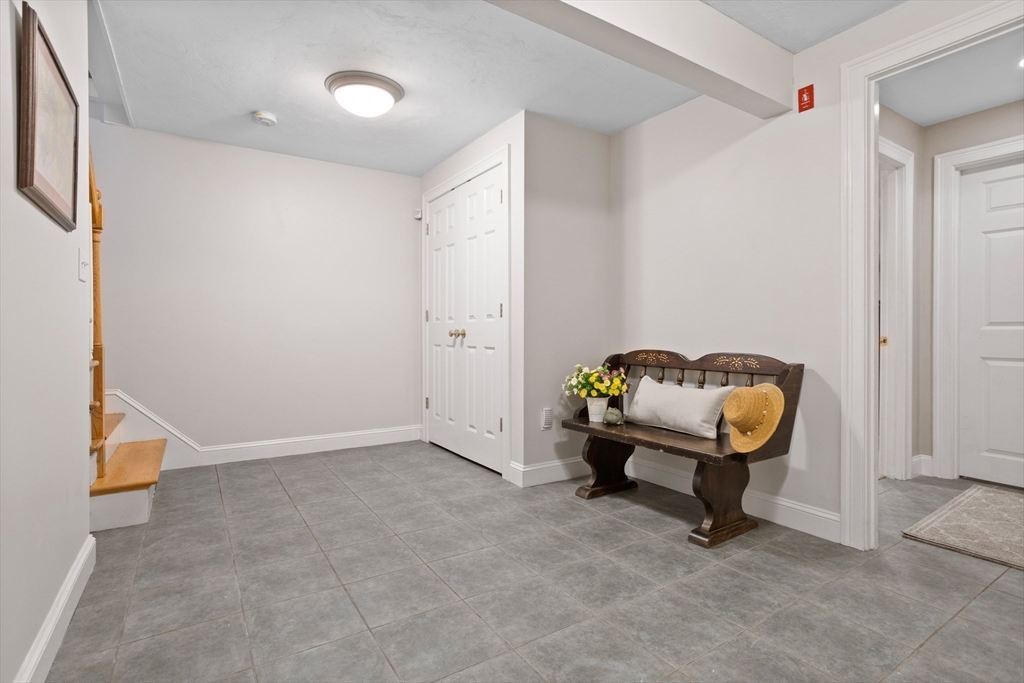 34 Sandy Ridge Rd